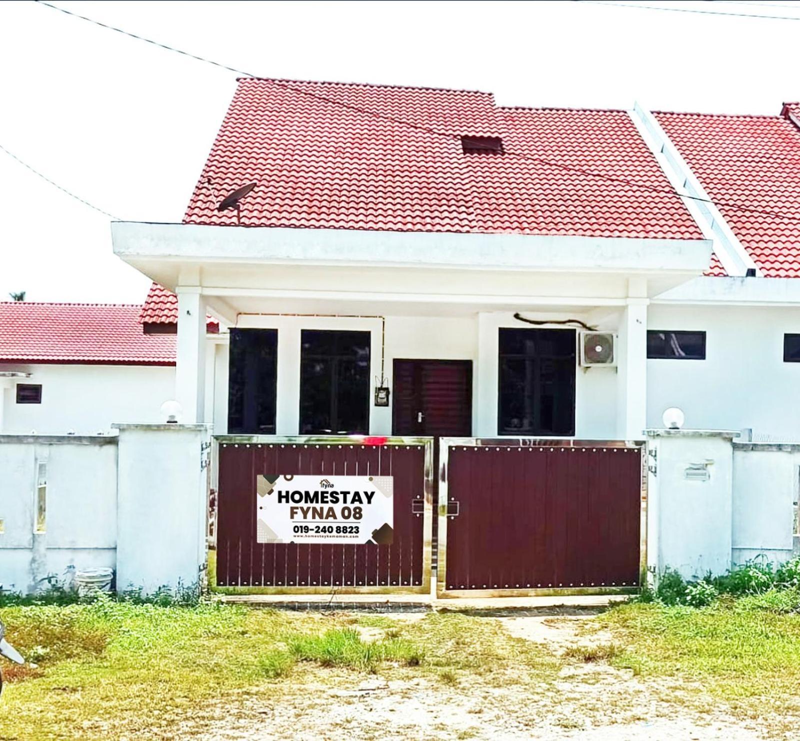 Homestay Kemaman Fyna08 Semi-D, 4 Bedrooms Dekat Pantai Kijal Extérieur photo